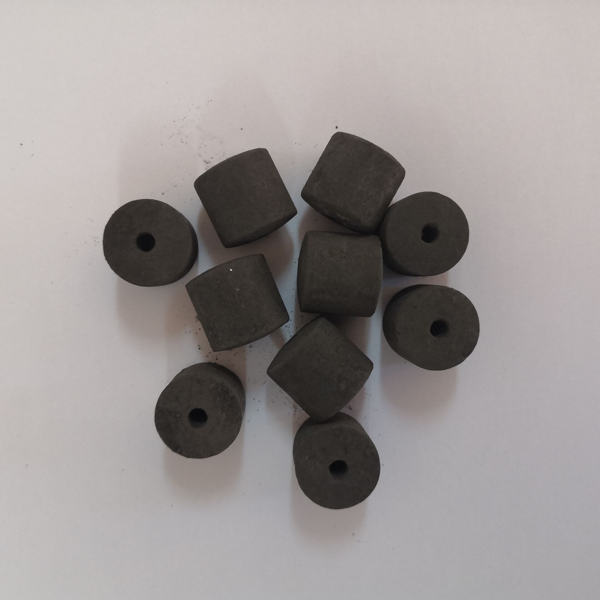 Ammonia decomposition catalyst