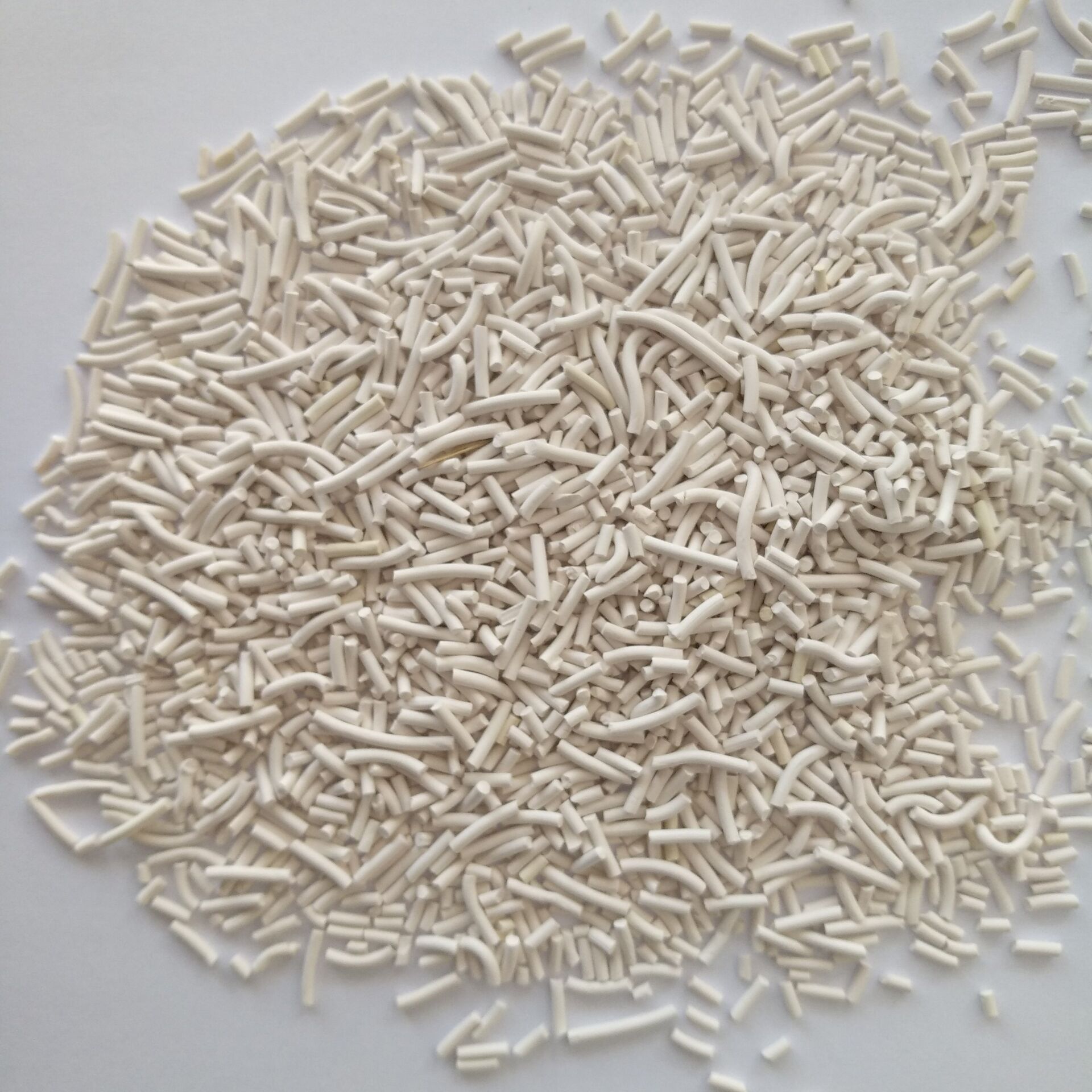 Non-hydrodewaxing catalyst