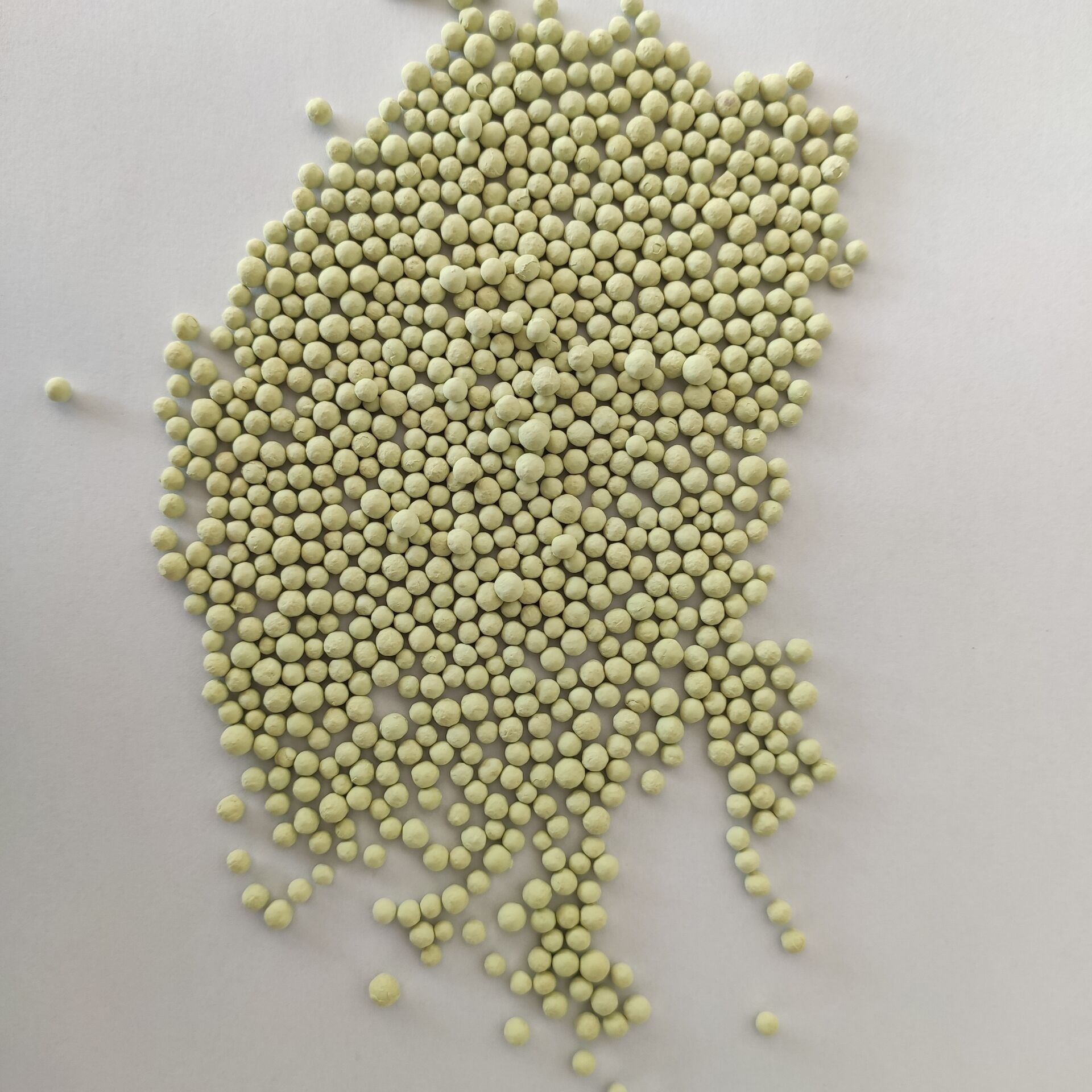 Reforming pre-dearsenication catalyst