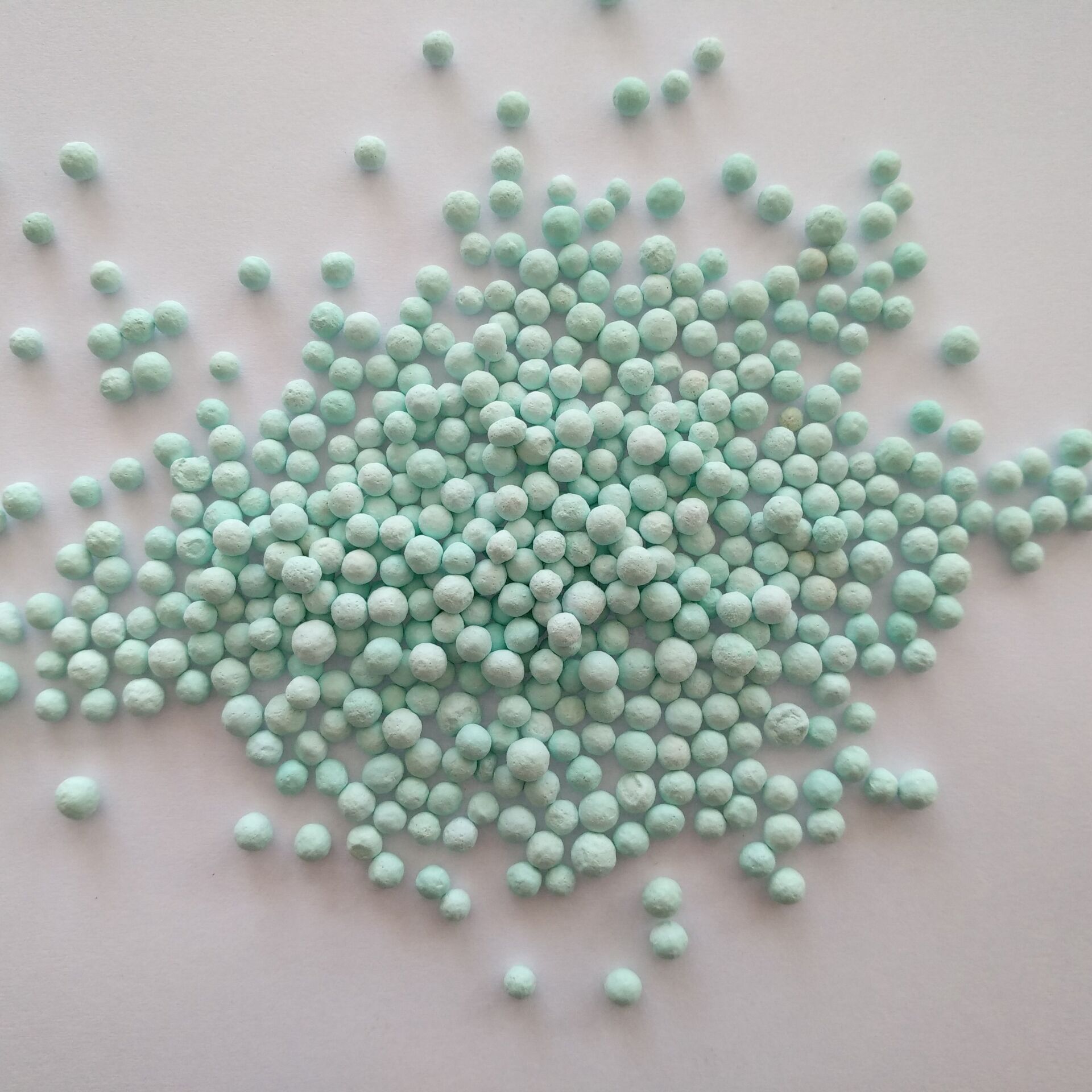 Ambient- temperature oil arsine removal adsorbent